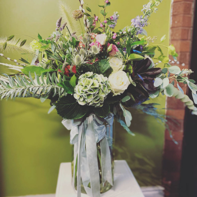 Aquatic Scent - A breathtaking spray of seasonal flowers interspersed with foliage. Natural, beautiful and just perfect. Aquatic Scent - A breathtaking spray of seasonal flowers interspersed with foliage. Natural, beautiful and just perfect.